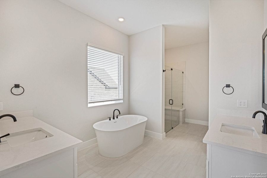 Furnished interior view inside a new home in Potranco West, Castroville (Image 5). Furnished interior view inside a new home in Potranco West, Castroville (Image 5).