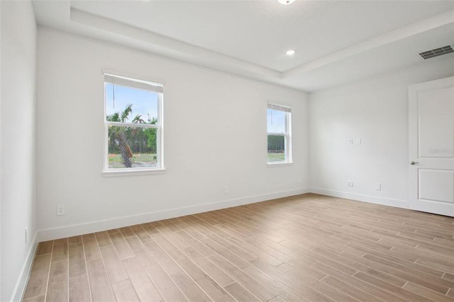 Spacious, unfurnished interior of a new home in Ridgehaven - Reserve Series, Ormond Beach (Image 27).