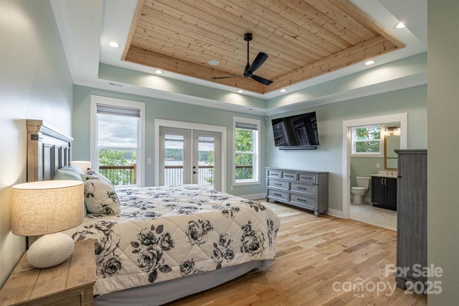 Furnished interior view inside a new home in , Nebo (Image 18).