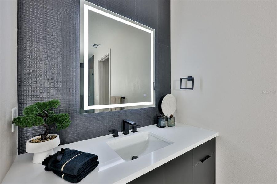 Furnished interior view inside a new home in , Tampa (Image 52).