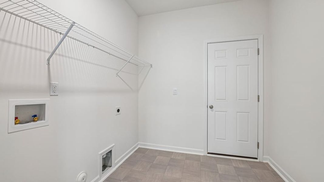 Representative unfurnished interior of a home built from the Aberdeen by D.R. Horton in The Villas at Laurel Oaks, Sanford (Image 25). Representative unfurnished interior of a home built from the Aberdeen by D.R. Horton in The Villas at Laurel Oaks, Sanford (Image 25).