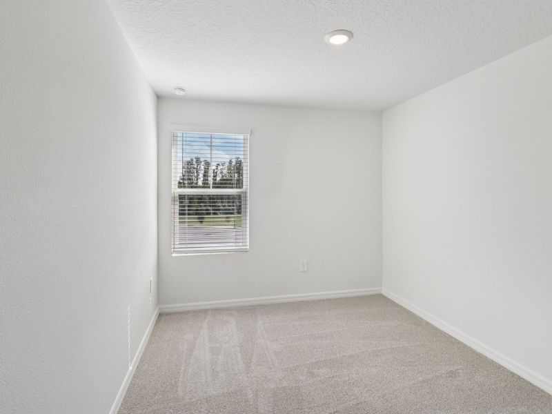 Spacious, unfurnished interior of a new home in Cagan Crossings West, Clermont (Image 12).