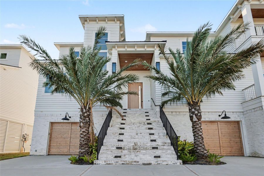 Image 44 of a home in .