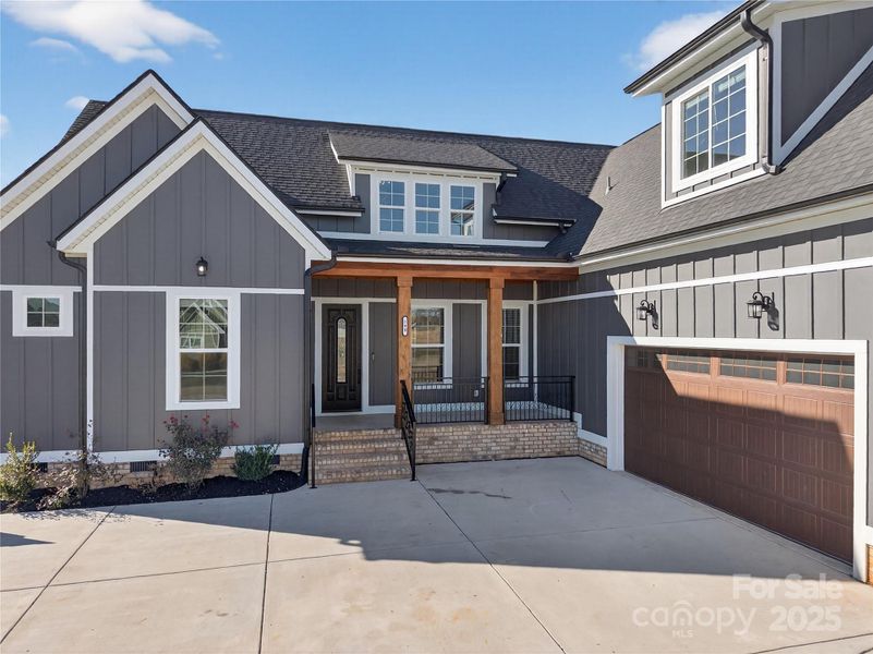 Image 38 of a home in .