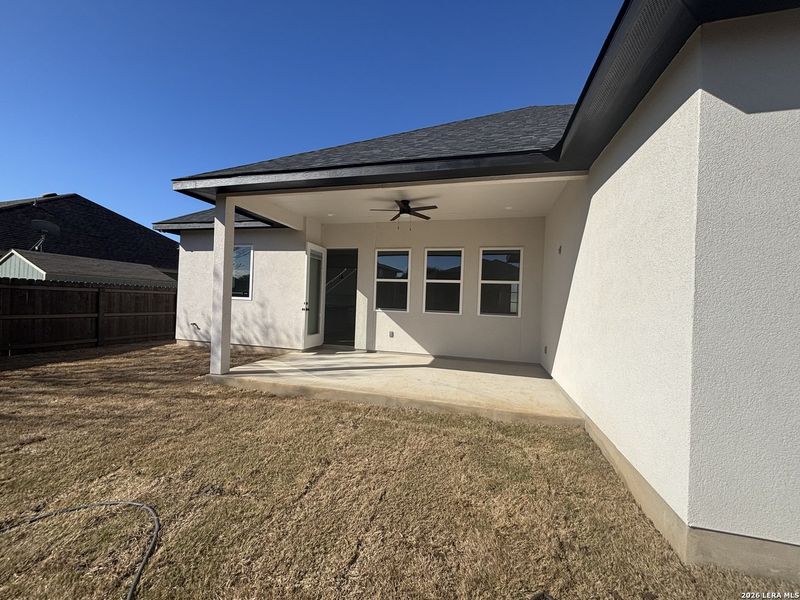 Exterior details and patio area of a home in , Selma (Image 4).