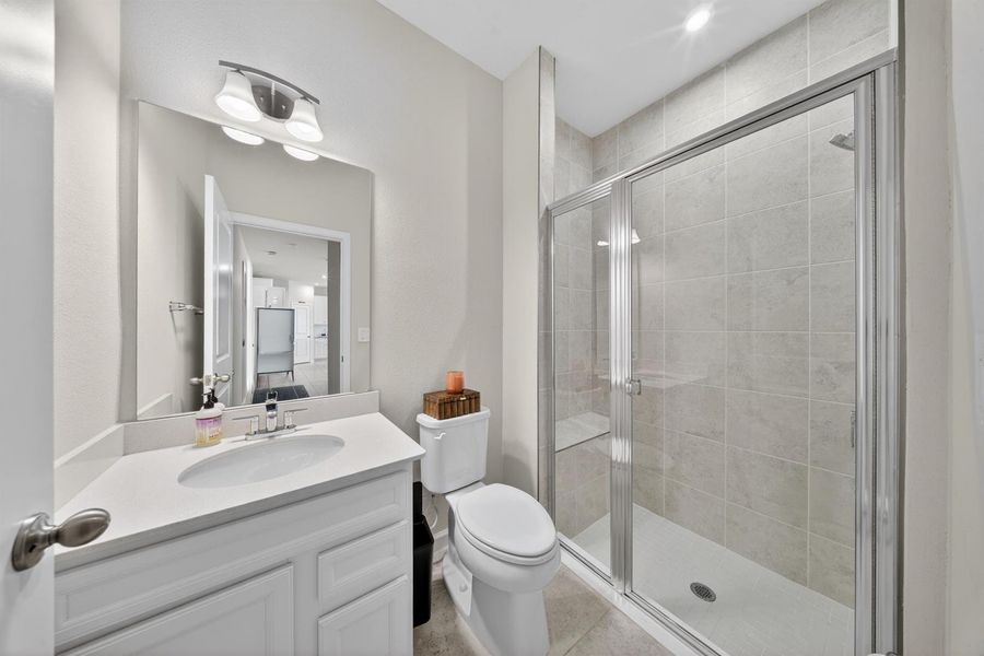 DOWNSTAIRS BATH