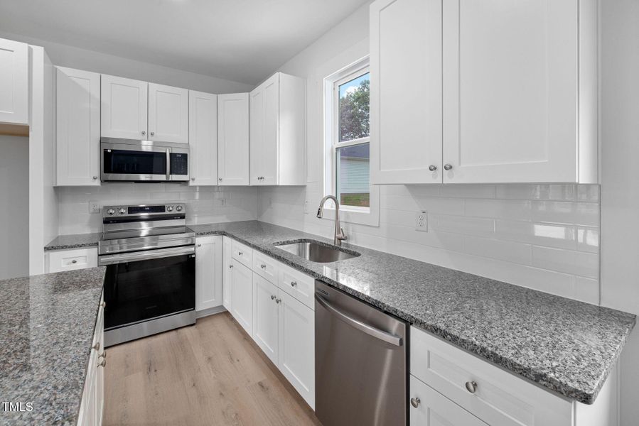 16-web-or-mls-19-southern-village-dr 16-web-or-mls-19-southern-village-dr