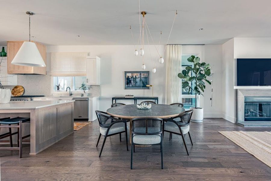 Furnished interior view inside a new home in , Palmetto (Image 16).