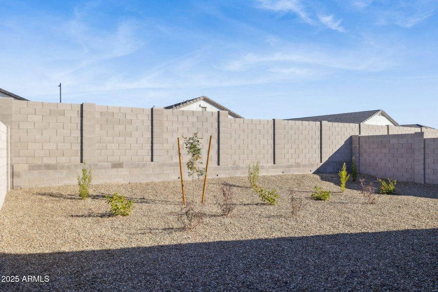 32-web-or-mls-23980-w-pima-st