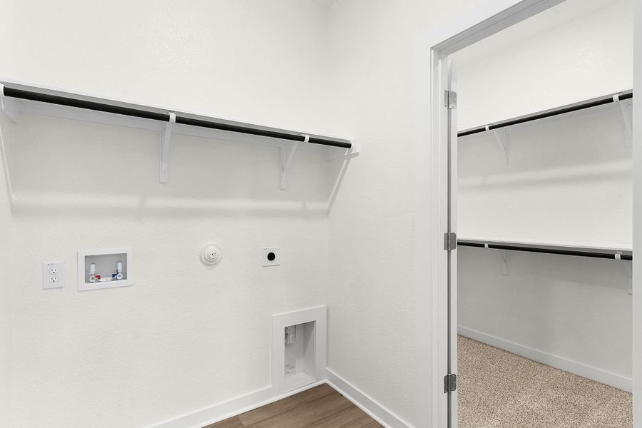 Spacious, unfurnished interior of a new home in Nolina, Georgetown (Image 22).