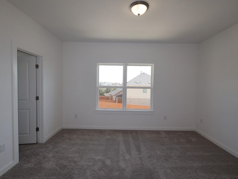Spacious, unfurnished interior of a new home in Edgewood, Leander (Image 16). Spacious, unfurnished interior of a new home in Edgewood, Leander (Image 16).