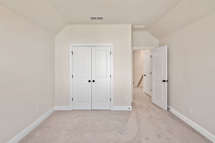 Representative unfurnished interior of a home built from the The Hillsdale by The Providence Group in Waterhaven, Cumming (Image 29).
