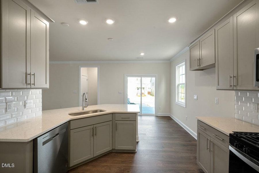 841-james-j-freeland-mem-drive-lot-2-cal