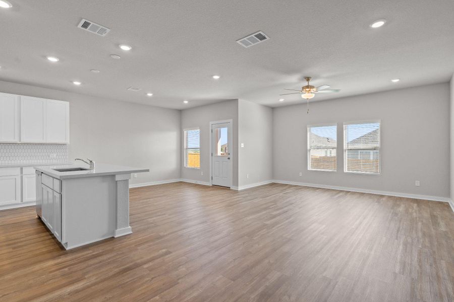 Open concept floorplan Open concept floorplan