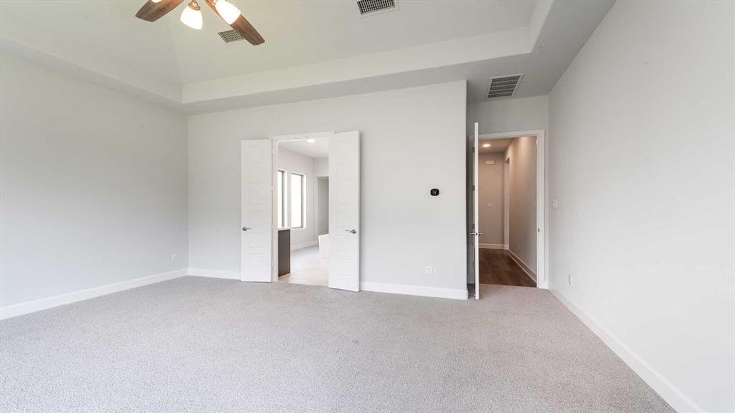 Spacious, unfurnished interior of a new home in Somerset Park 80', Rockwall (Image 14). Spacious, unfurnished interior of a new home in Somerset Park 80', Rockwall (Image 14).