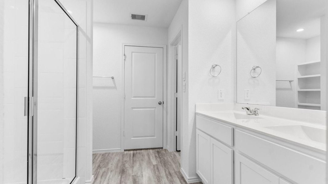 *Images and 3D tour are for illustration only and options may vary from home as built.