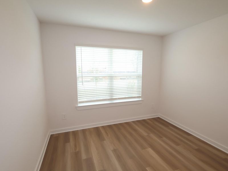 Spacious, unfurnished interior of a new home in Moran Ranch, Willis (Image 29).