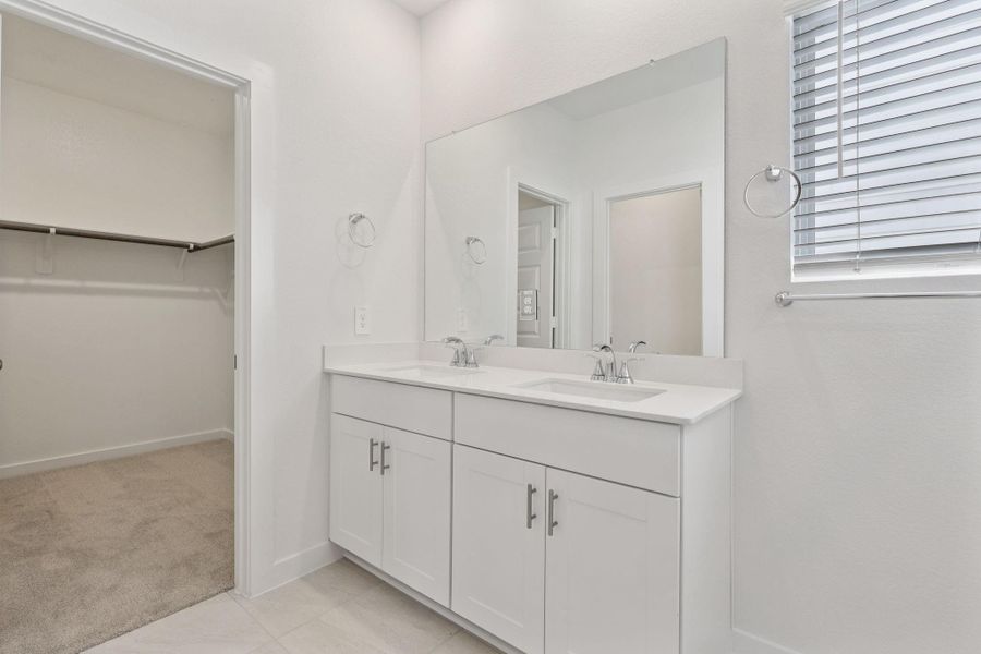 Photo is not of the actual home, but is an inspirational photo of builder’s model home and may depict options, furnishings, and/or decorator features that are not included Photo is not of the actual home, but is an inspirational photo of builder’s model home and may depict options, furnishings, and/or decorator features that are not included