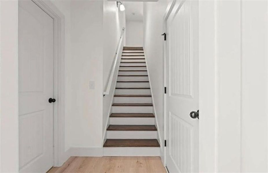 Spacious, unfurnished interior of a new home in , Carrollton (Image 13).