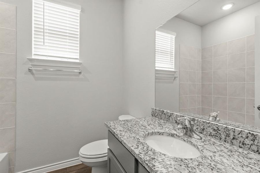 Furnished interior view inside a new home in Deer Creek, Crowley (Image 7).