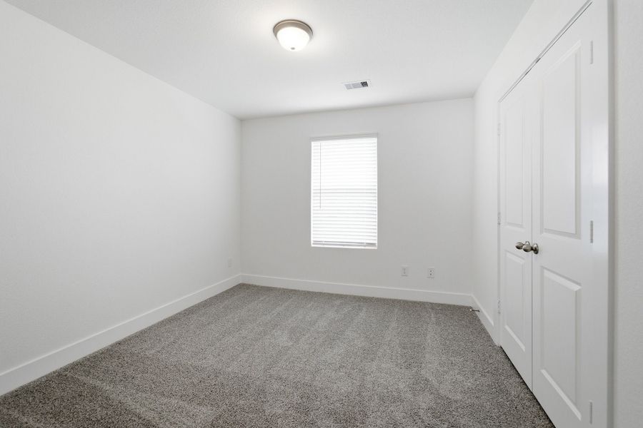Spacious, unfurnished interior of a new home in Austin Point, Richmond (Image 49).