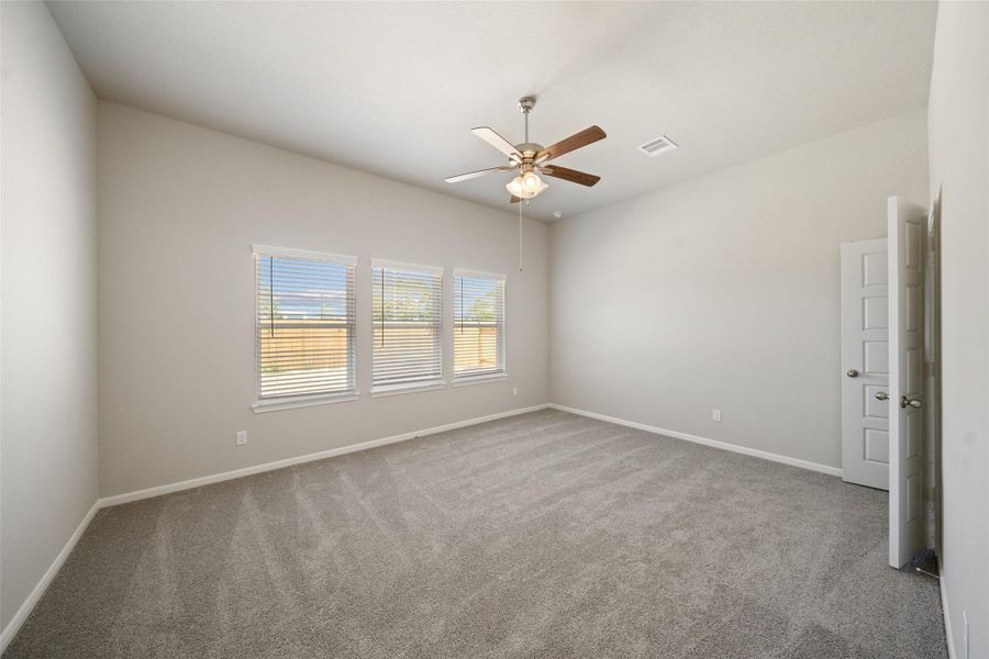 Image 4 of a home in Rollingbrook Estates. Image 4 of a home in Rollingbrook Estates.