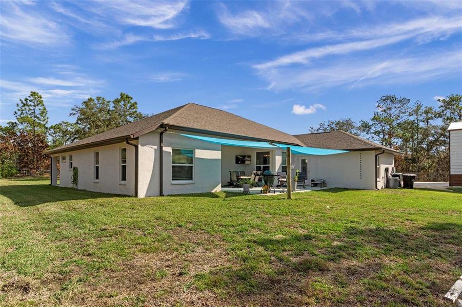 Exterior details and patio area of a home in , Beverly Hills (Image 26).