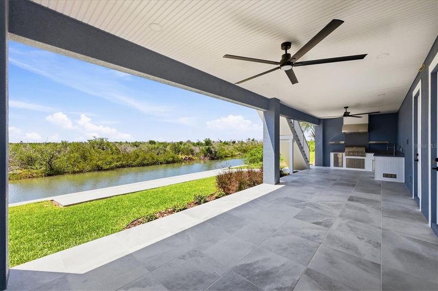Exterior details and patio area of a home in , Placida (Image 31).