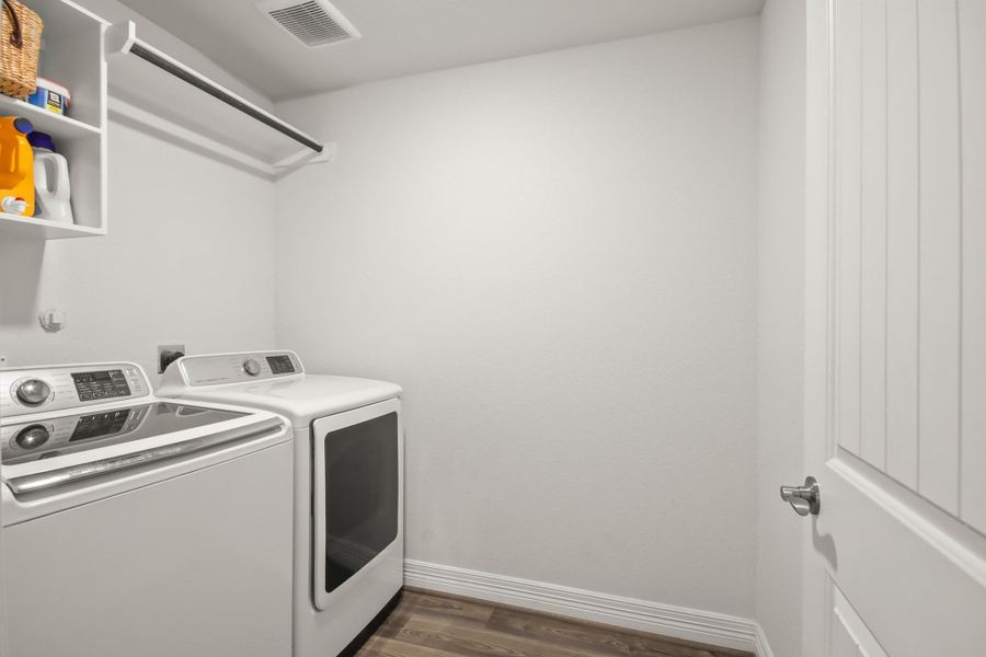 Plenty of opportunity for customizations (adding cabinets or a countertop)