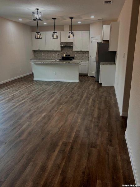 Spacious, unfurnished interior of a new home in , Nixon (Image 8).