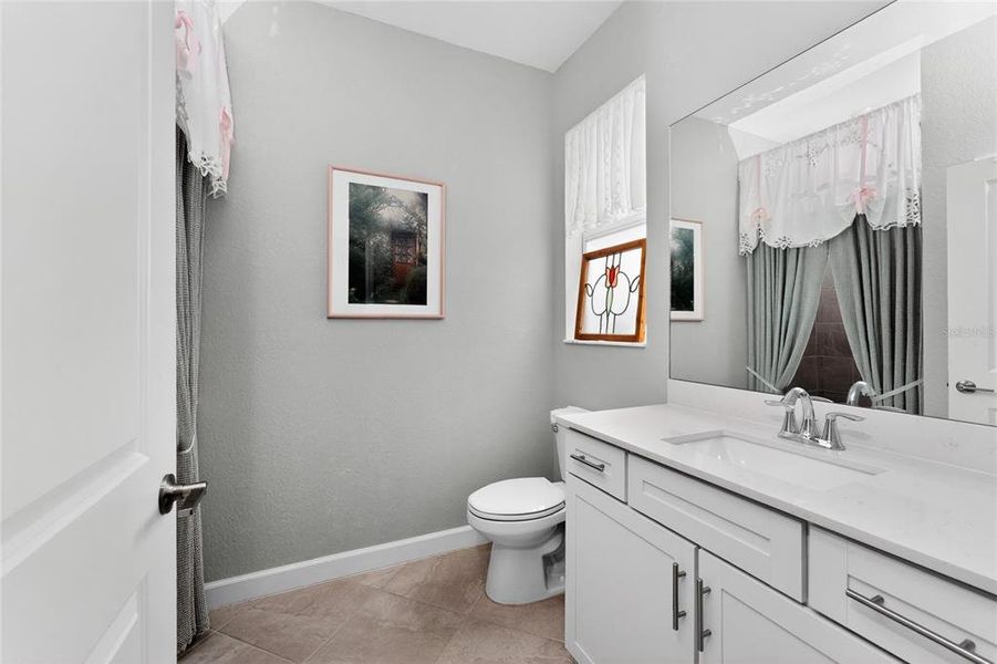 Furnished interior view inside a new home in , Englewood (Image 34).
