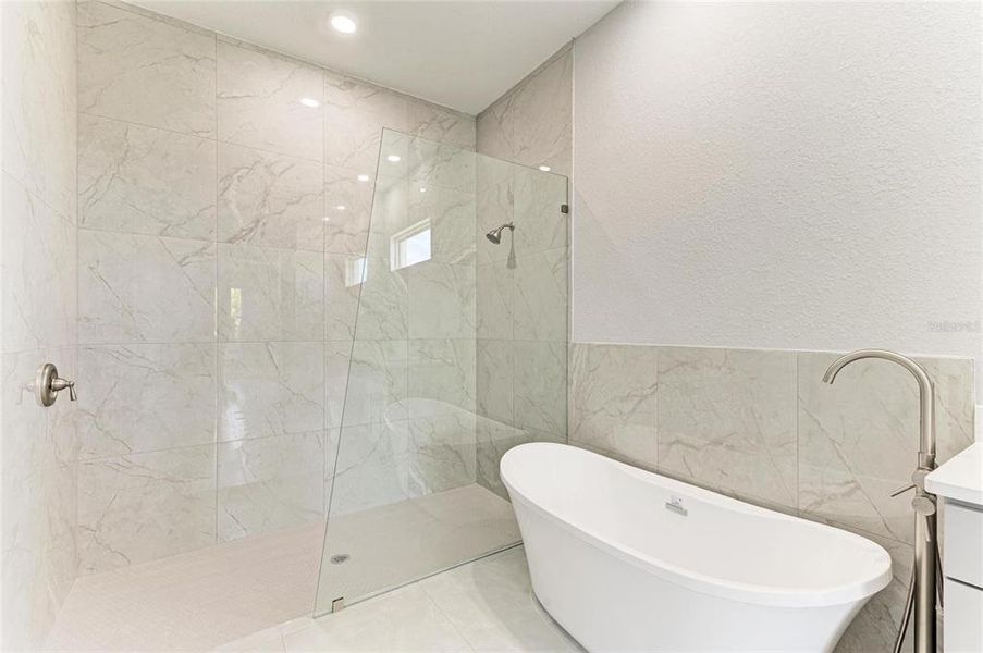 Master bathroom Master bathroom