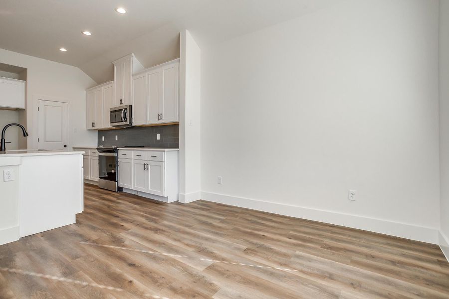 Representative furnished interior of a home built from the The Sabinal by Trinity Classic Homes in Covenant Park, Springtown (Image 28). Representative furnished interior of a home built from the The Sabinal by Trinity Classic Homes in Covenant Park, Springtown (Image 28).