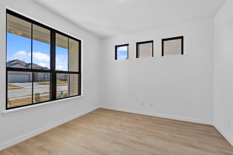 Sample product photo. Actual exterior and interior selections may vary by homesite. Photo may be virtually staged.
