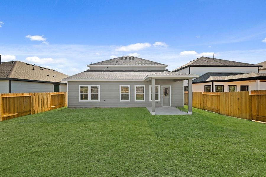 Exterior details and patio area of a home in Magnolia Springs, Montgomery (Image 20). Exterior details and patio area of a home in Magnolia Springs, Montgomery (Image 20).