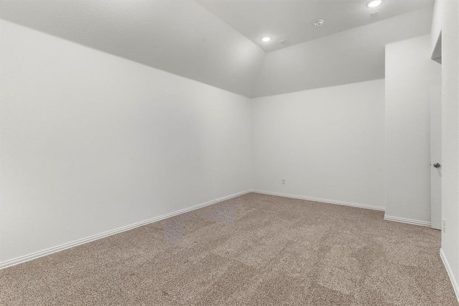 Spacious, unfurnished interior of a new home in , Wylie (Image 20).