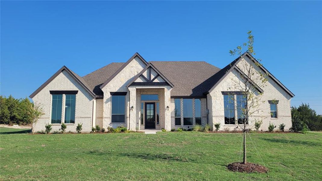 Image 27 of a home in Sagebrush Addition.