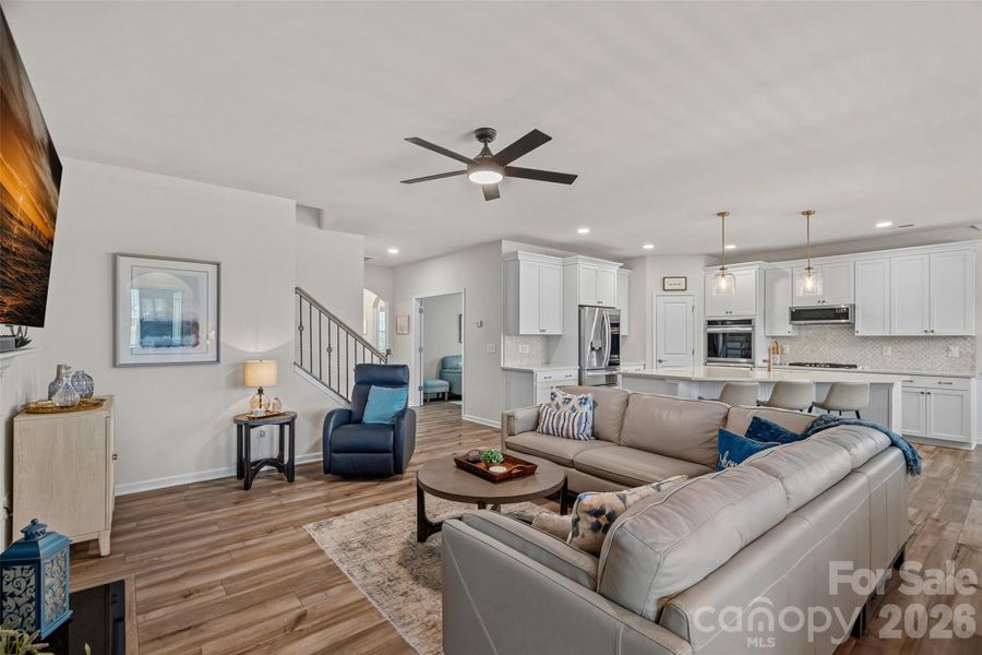 Furnished interior view inside a new home in Elizabeth, Fort Mill (Image 9).