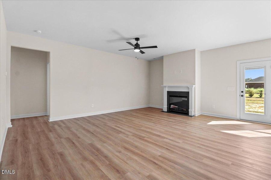 15-104 Hudson Vlg Dr-15