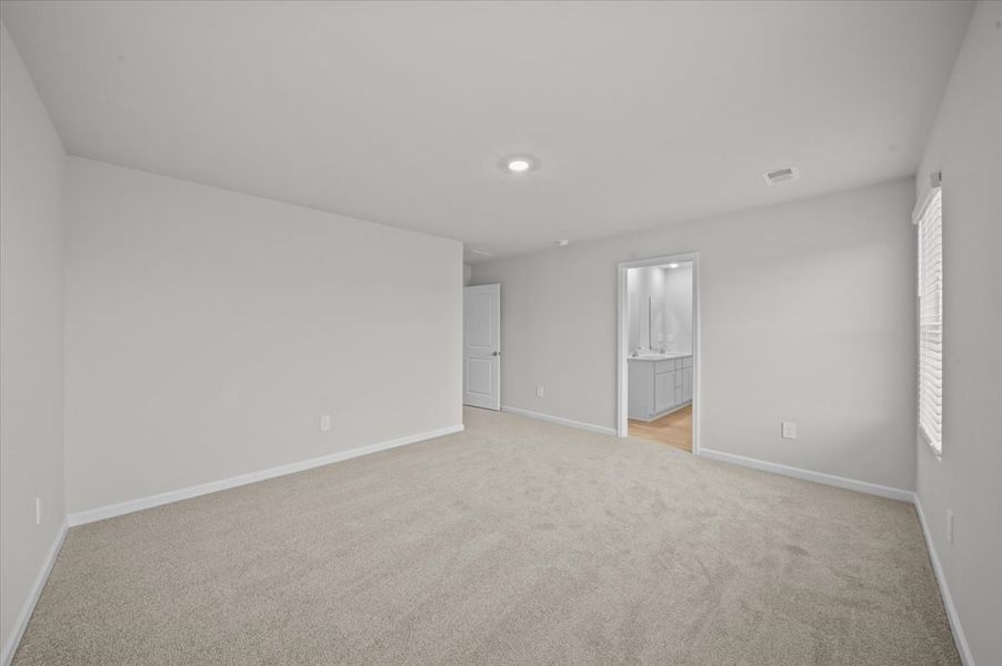 Spacious, unfurnished interior of a new home in Cedar Shoals – Heritage Collection, Piedmont (Image 17). Spacious, unfurnished interior of a new home in Cedar Shoals – Heritage Collection, Piedmont (Image 17).