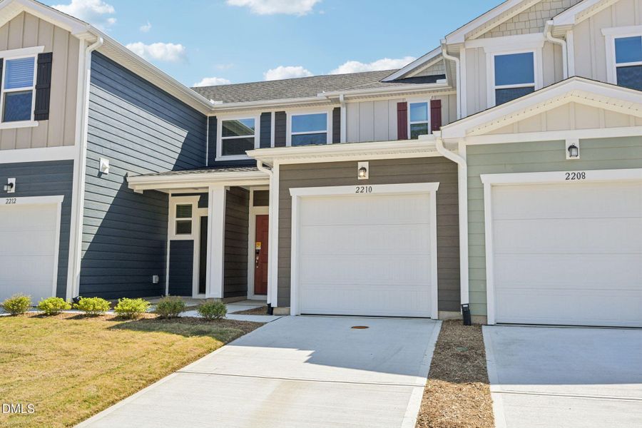 3-web-or-mls-2210 Rabbitbrush St.-S0204-