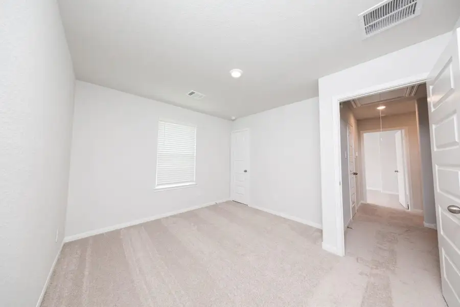 Image 14 of a home in River's Edge. Image 14 of a home in River's Edge.