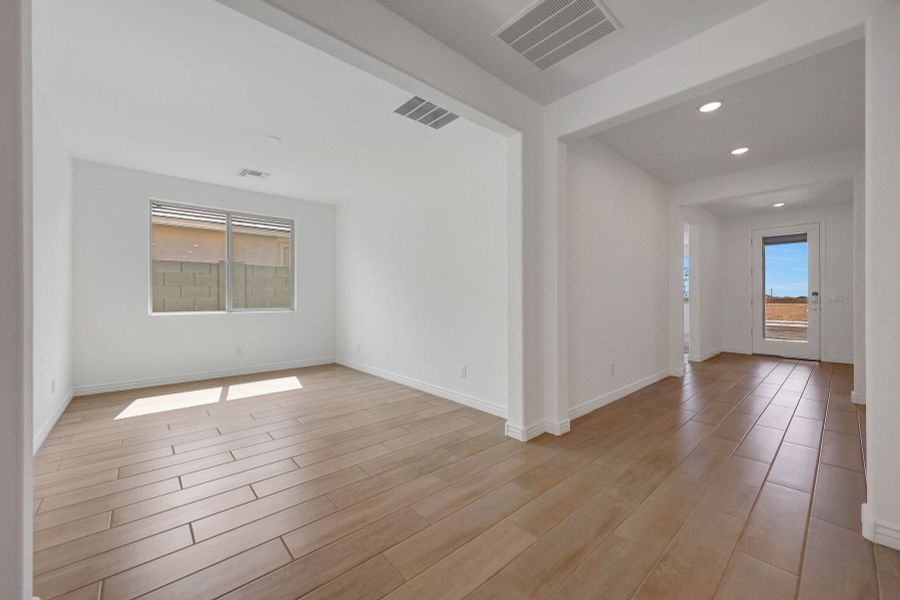 Spacious, unfurnished interior of a new home in Miravida, Surprise (Image 5).