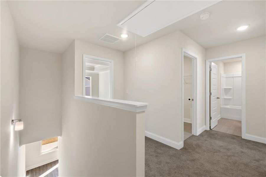 Spacious, unfurnished interior of a new home in Mulberry Summit, Flowery Branch (Image 24). Spacious, unfurnished interior of a new home in Mulberry Summit, Flowery Branch (Image 24).