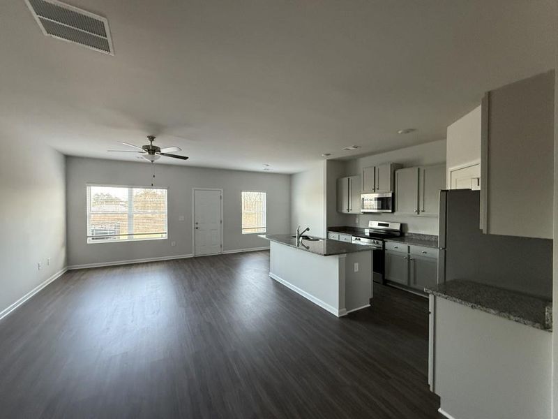 Image 11 of a home in .