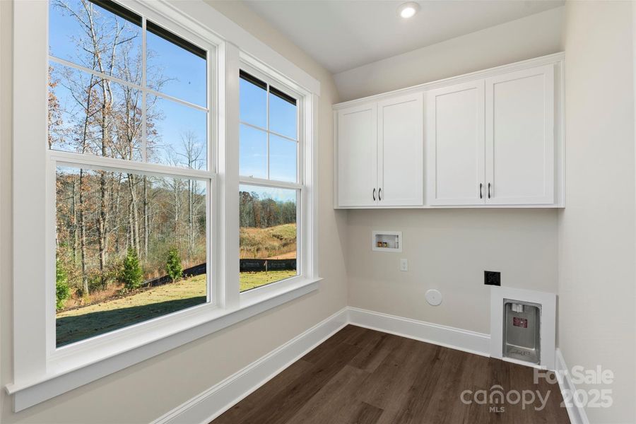 Spacious, unfurnished interior of a new home in Riverwalk, Rock Hill (Image 41).