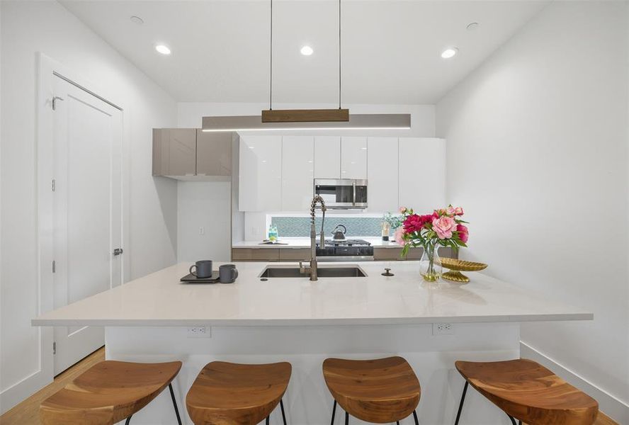 Furnished interior view inside a new home in , Dallas (Image 13).