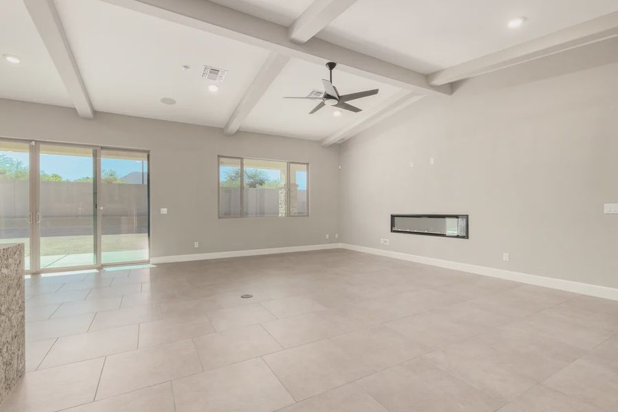 Spacious, unfurnished interior of a new home in Bellero Estates, Queen Creek (Image 22).