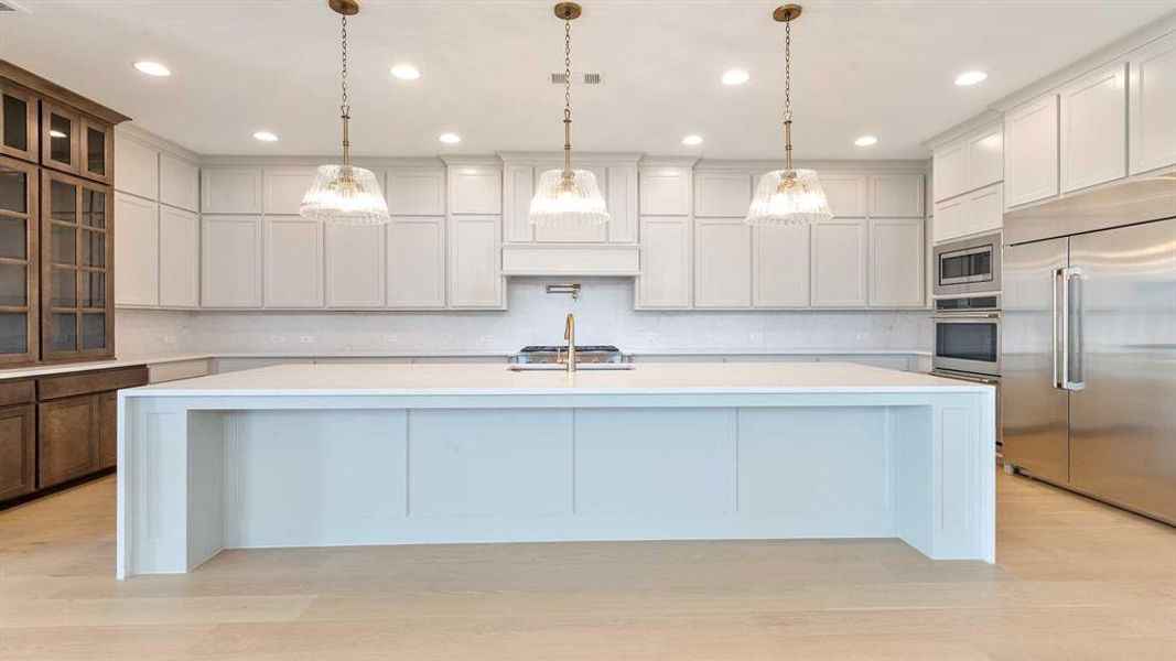 Furnished interior view inside a new home in Adkins Park 70', Hurst (Image 6).