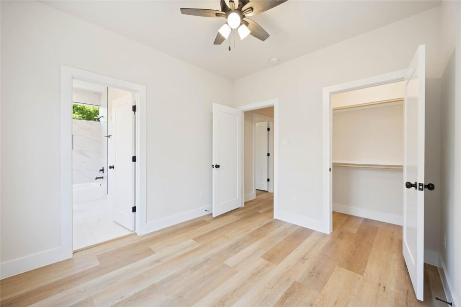Spacious, unfurnished interior of a new home in , Houston (Image 42).